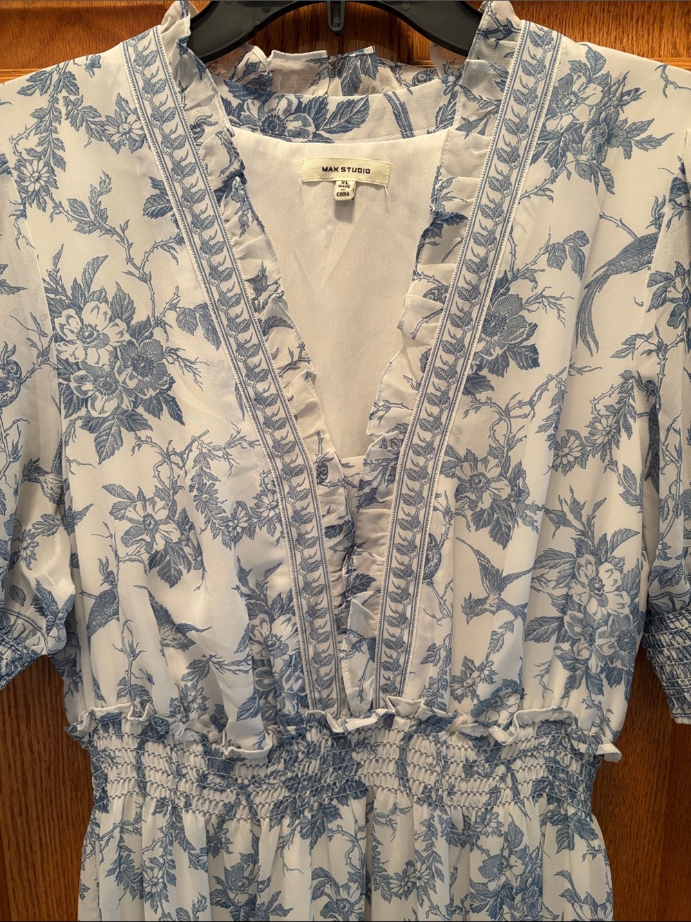 Max Studio White Maxi Dress with Blue Floral Print - Picture 5 of 6
